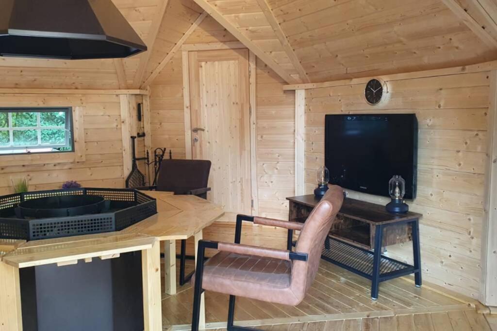 Vakantiehuis De 'Finse Kota' Рейссен Экстерьер фото
